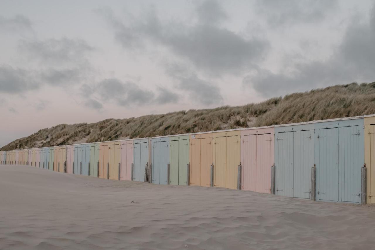 Villa Pipowagen De Zwerveling Aan Zee Oostkapelle Exterior foto