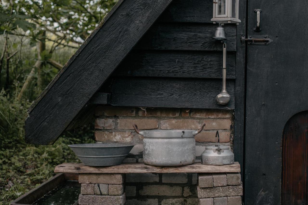 Villa Pipowagen De Zwerveling Aan Zee Oostkapelle Exterior foto